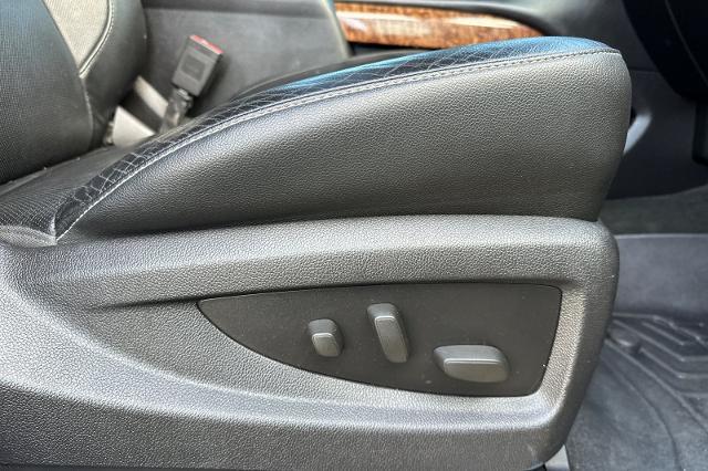 2015 Chevrolet Suburban Vehicle Photo in SPOKANE, WA 99202-2191