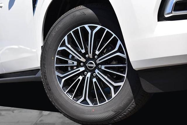2025 Nissan Armada Vehicle Photo in Ballwin, MO 63011