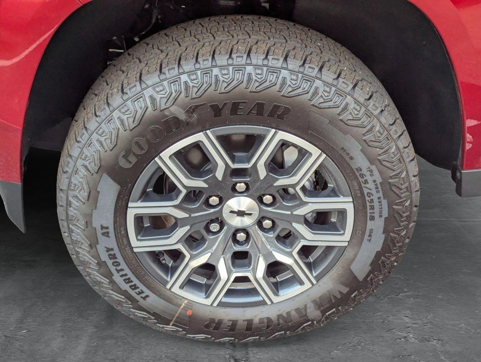 2025 Chevrolet Colorado Vehicle Photo in GREENACRES, FL 33463-3207