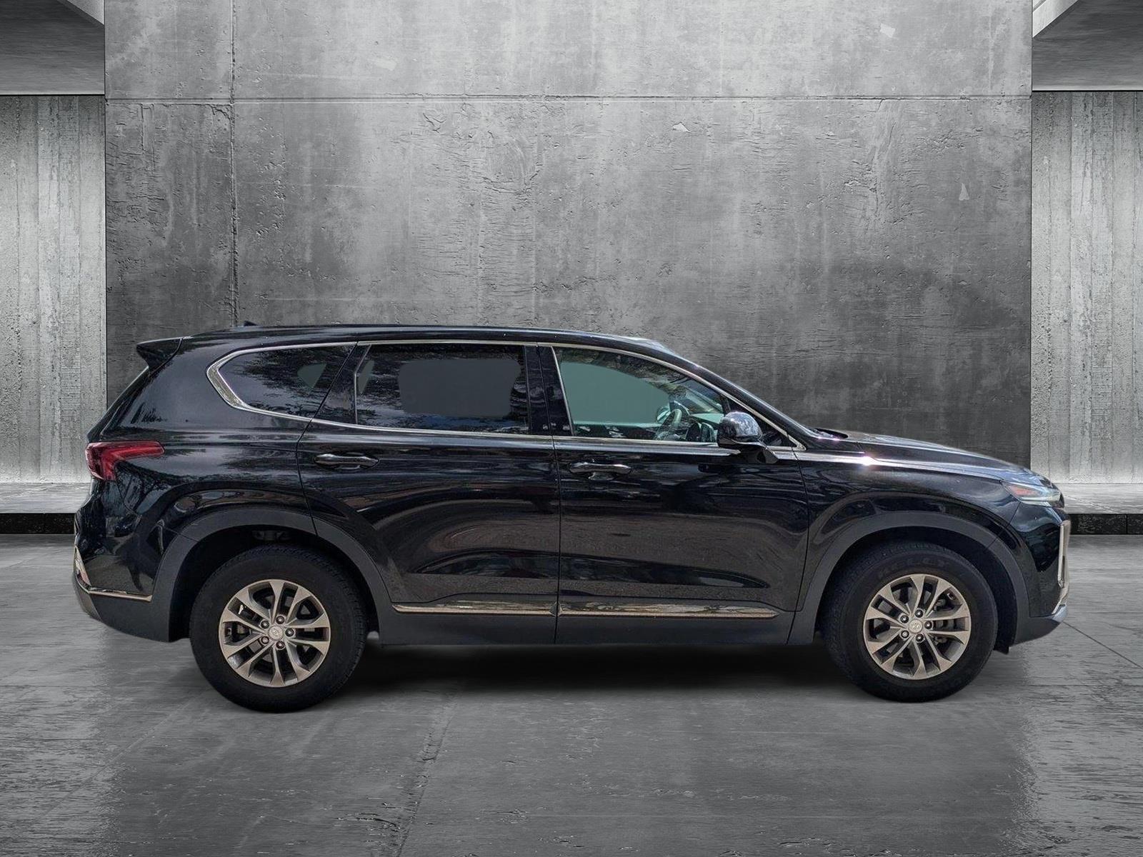 2019 Hyundai Santa Fe Vehicle Photo in GREENACRES, FL 33463-3207
