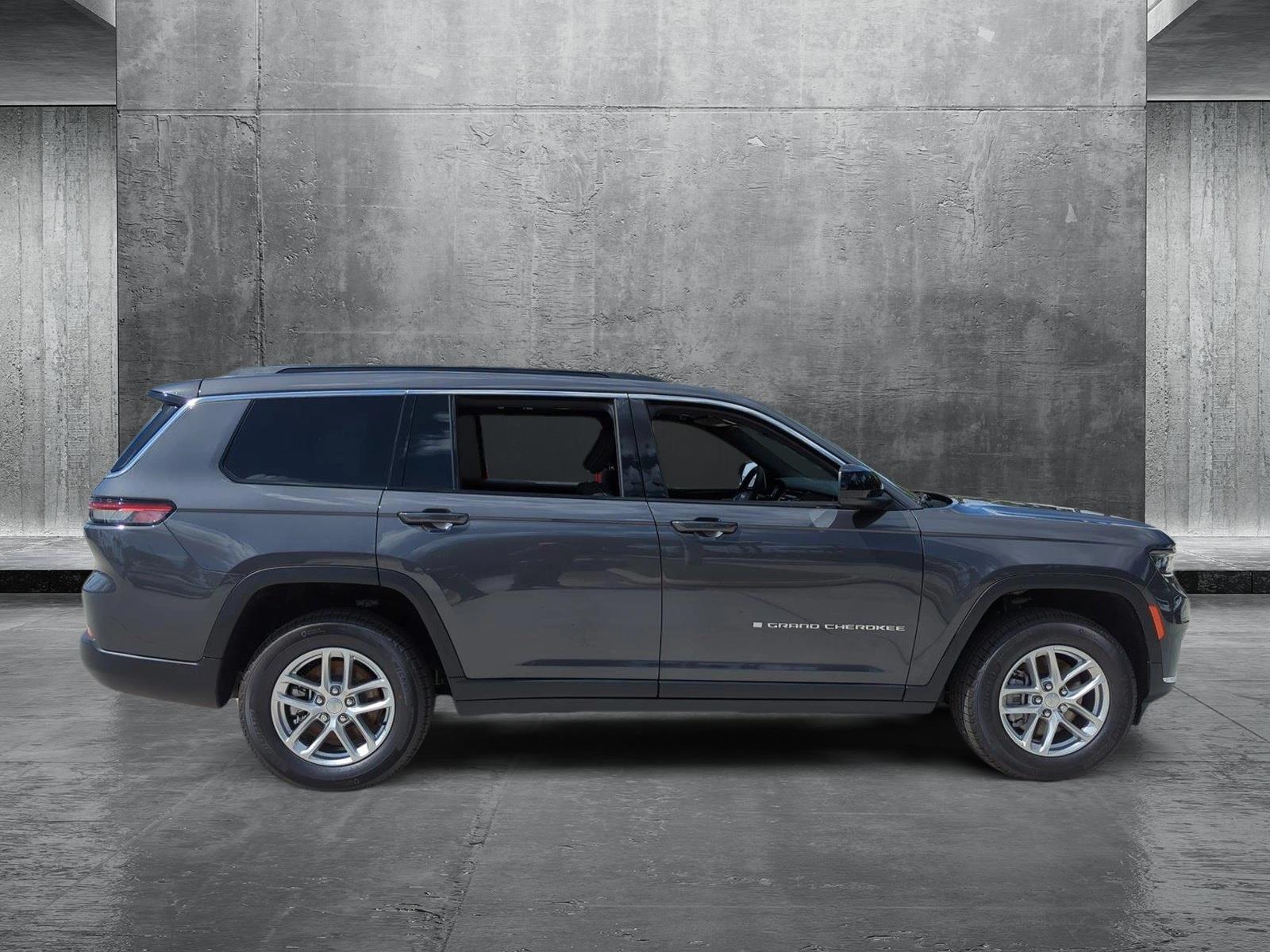 2025 Jeep Grand Cherokee L Vehicle Photo in Pembroke Pines, FL 33027