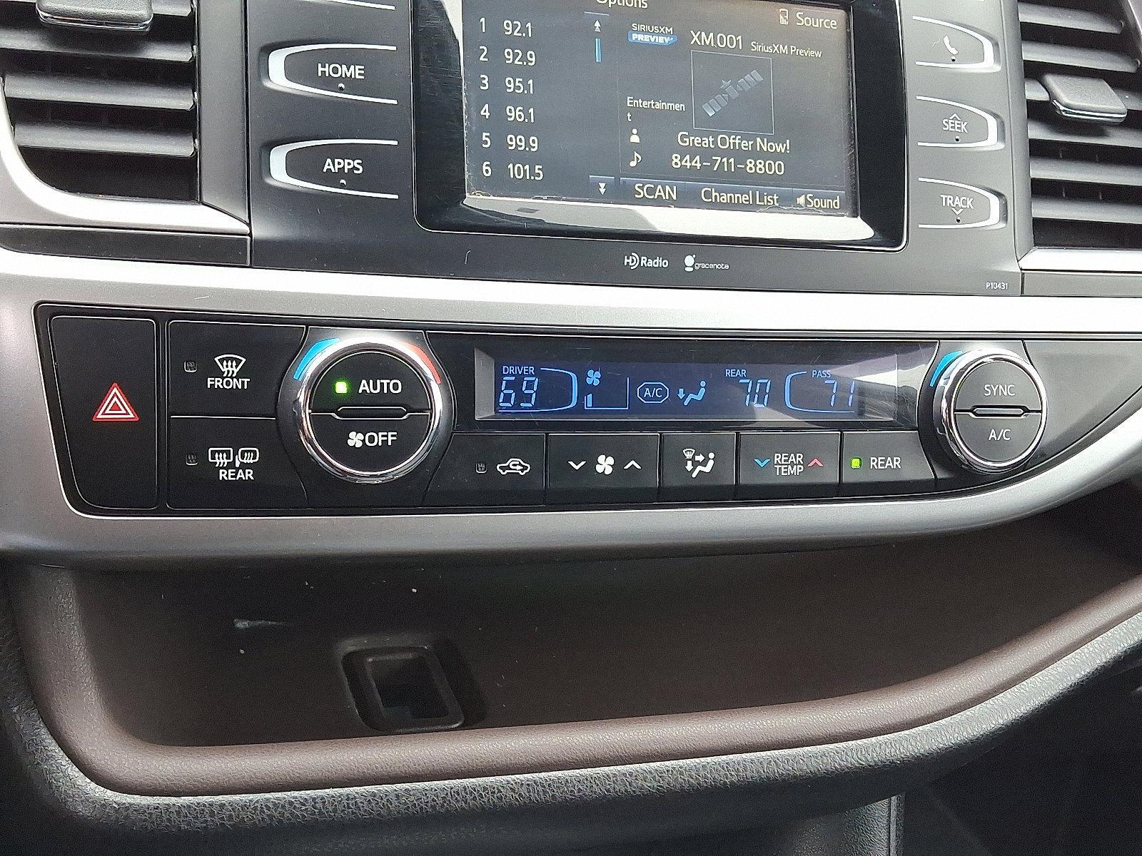 2015 Toyota Highlander Vehicle Photo in BETHLEHEM, PA 18017-9401