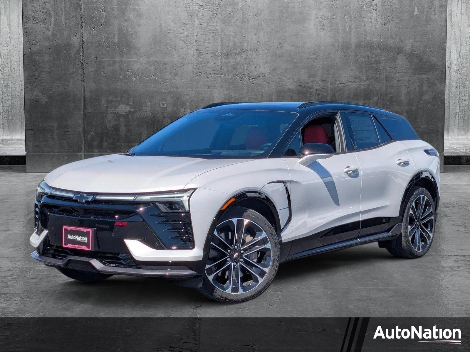 2025 Chevrolet Blazer EV Vehicle Photo in VALENCIA, CA 91355-1705