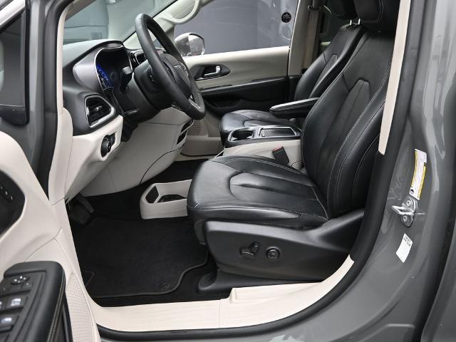 2022 Chrysler Pacifica Vehicle Photo in Cedar Rapids, IA 52402