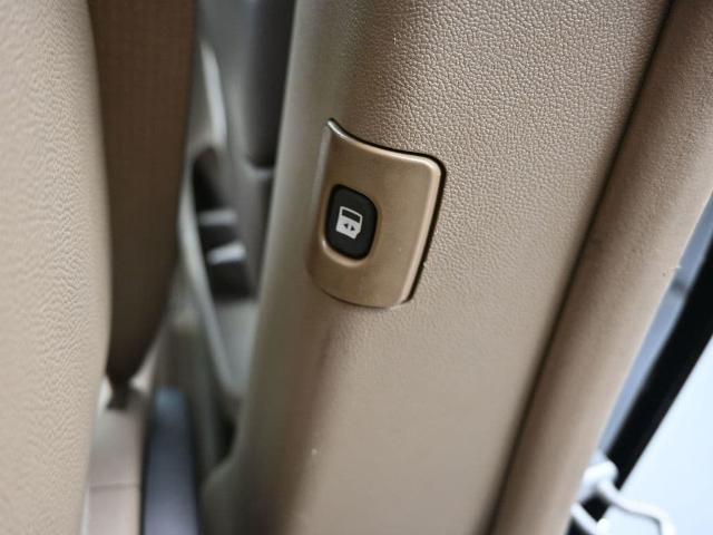 2016 Chrysler Town & Country Vehicle Photo in Cedar Rapids, IA 52402