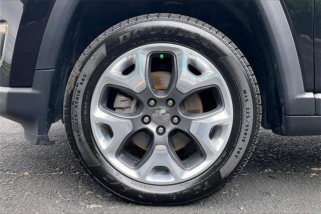 2021 Jeep Compass Vehicle Photo in INDEPENDENCE, MO 64055-1314
