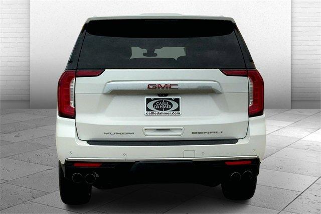 2021 GMC Yukon Vehicle Photo in TOPEKA, KS 66609-0000