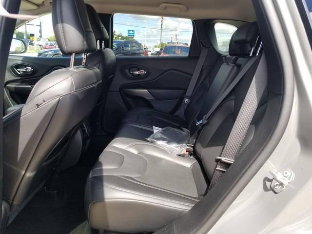 2021 Jeep Cherokee Vehicle Photo in ELYRIA, OH 44035-6349