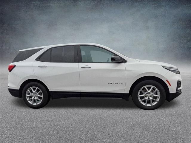 Certified 2022 Chevrolet Equinox LS with VIN 3GNAXHEV6NS176416 for sale in Fox Lake, IL