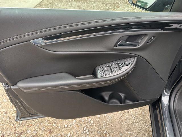 2019 Chevrolet Impala Vehicle Photo in MEDINA, OH 44256-9631