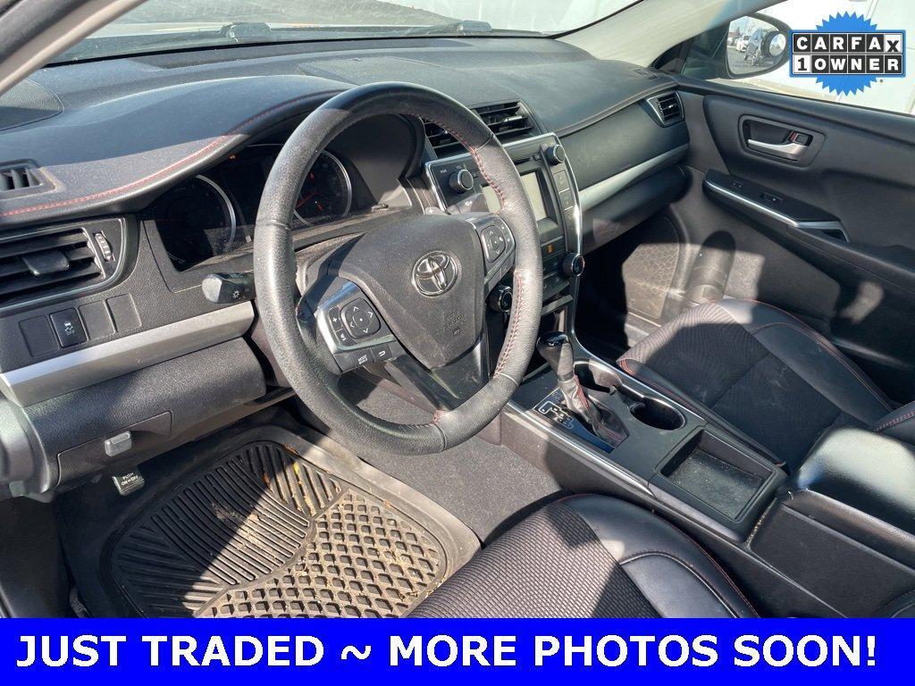 2017 Toyota Camry Vehicle Photo in Saint Charles, IL 60174