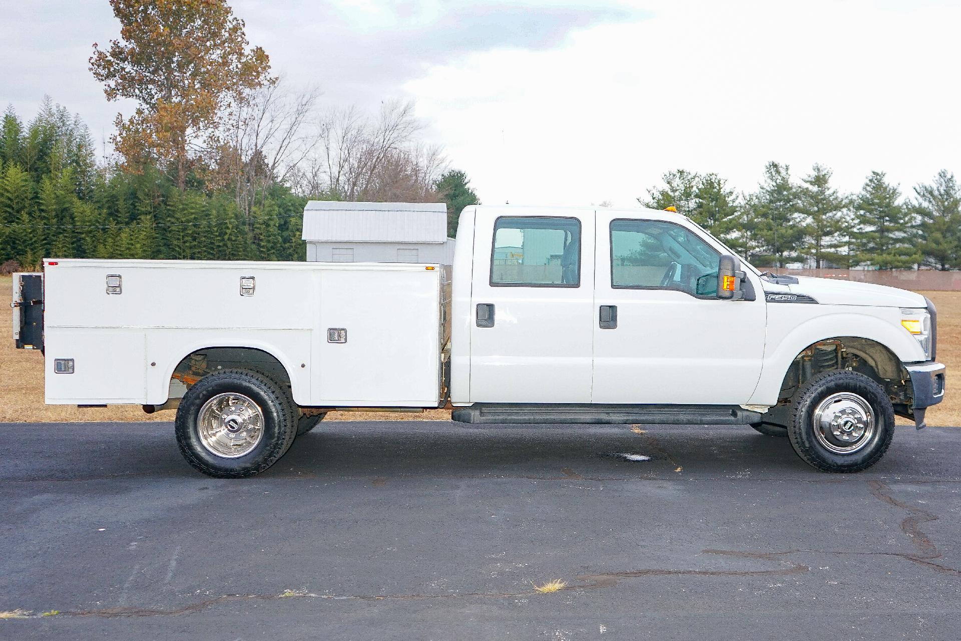 2013 Ford Super Duty F-350 DRW Vehicle Photo in SMYRNA, DE 19977-2874