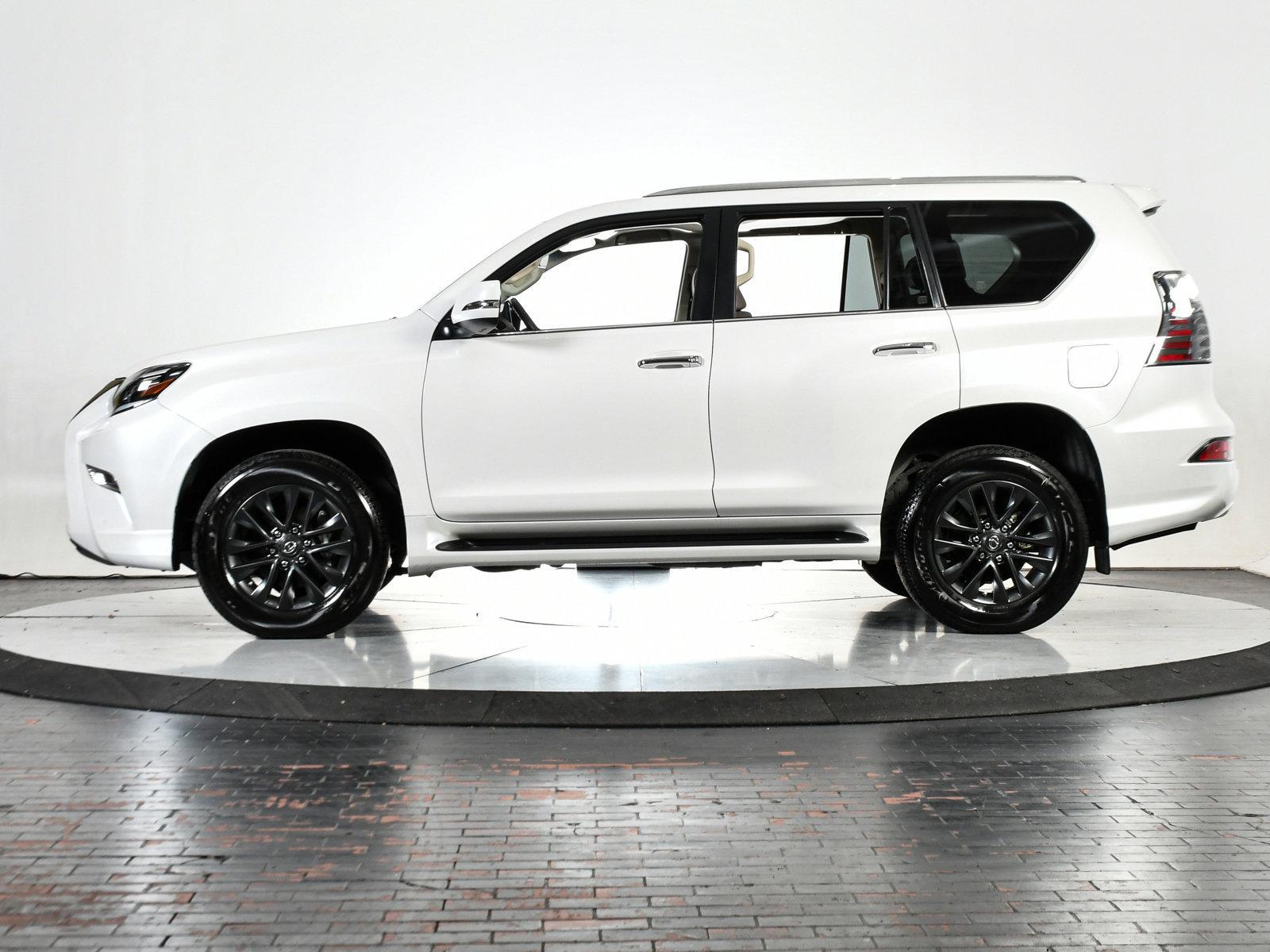 2023 Lexus GX 460 Vehicle Photo in DALLAS, TX 75235