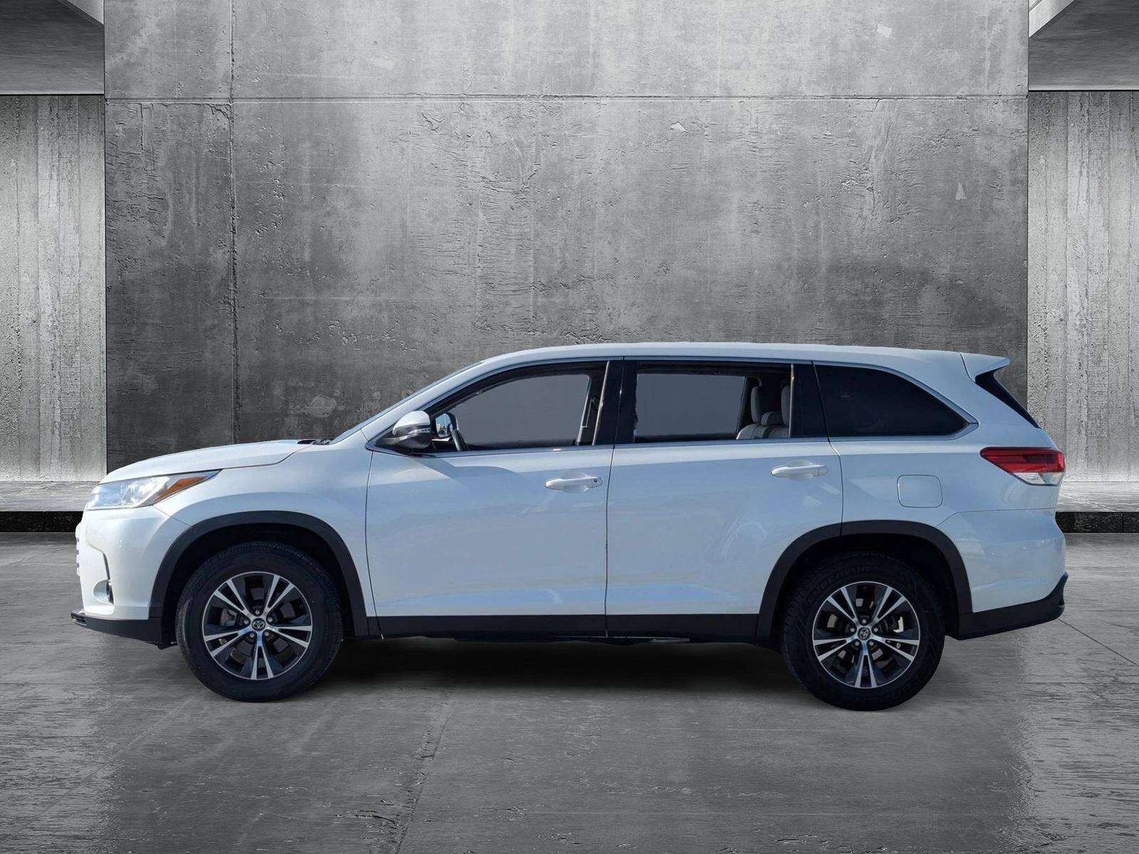 2019 Toyota Highlander Vehicle Photo in Ft. Myers, FL 33907