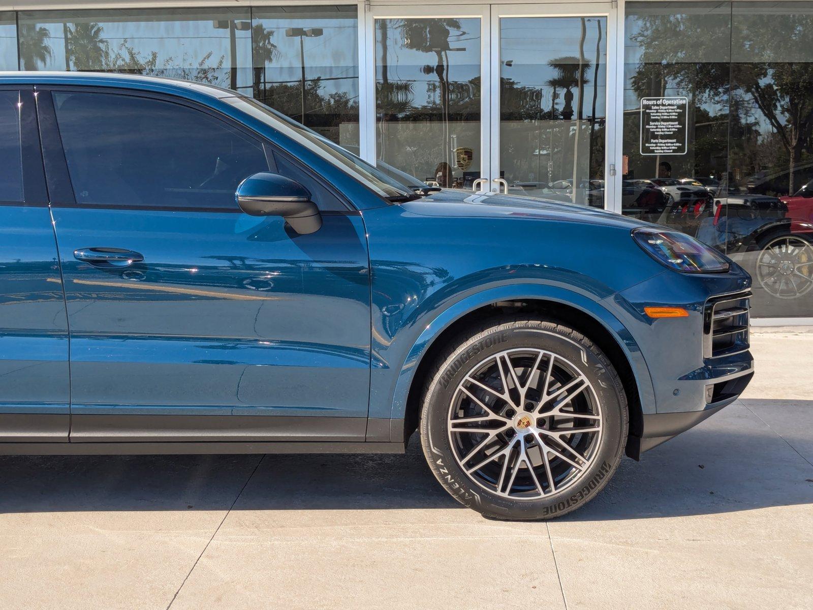 2024 Porsche Cayenne Vehicle Photo in Maitland, FL 32751