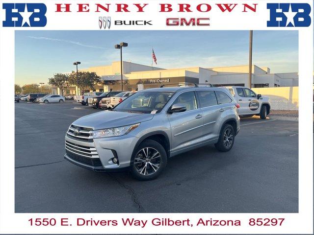 2018 Toyota Highlander Vehicle Photo in GILBERT, AZ 85297-0402