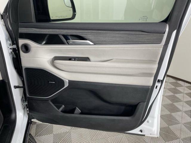 2023 Jeep Wagoneer L Vehicle Photo in PHOENIX, AZ 85014-3381