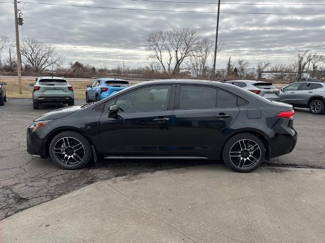 2020 Toyota Corolla Vehicle Photo in MANHATTAN, KS 66502-5036