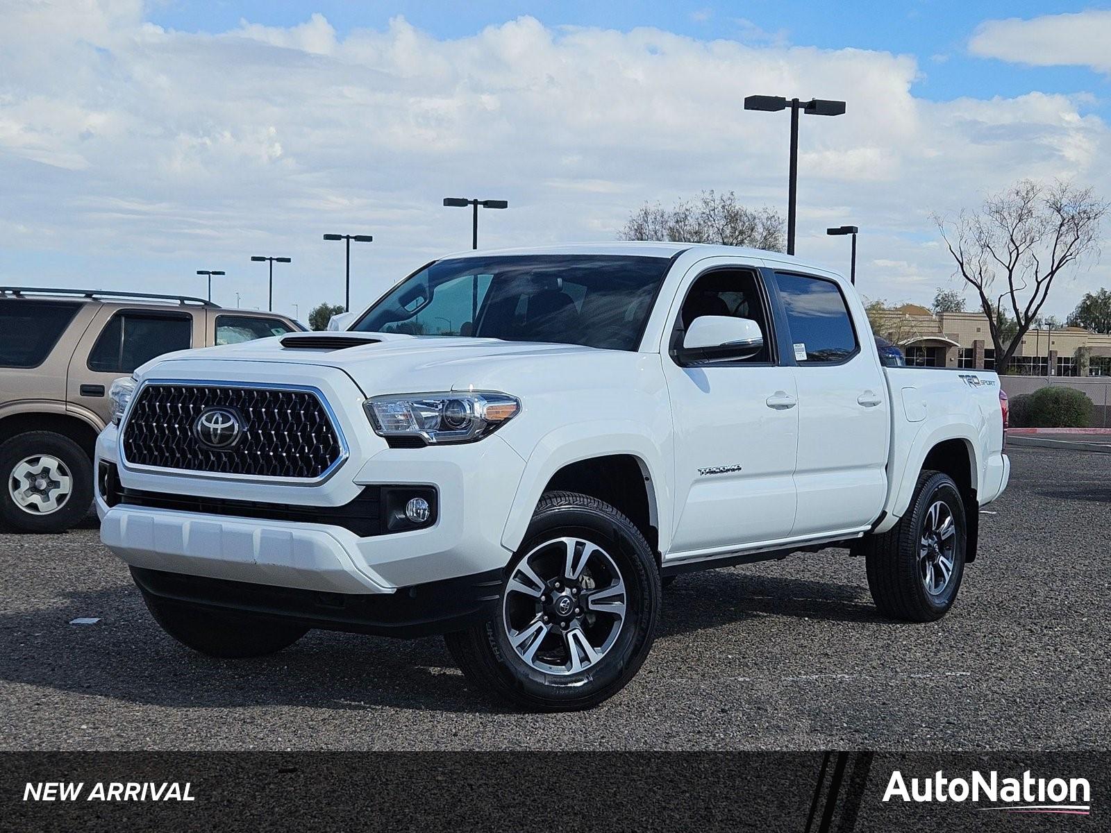 2019 Toyota Tacoma 2WD Vehicle Photo in PEORIA, AZ 85382-3715