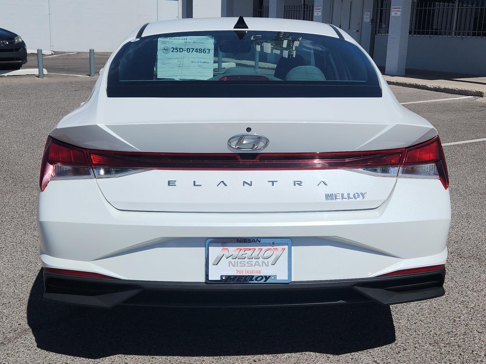 2021 Hyundai ELANTRA Vehicle Photo in Albuquerque, NM 87110