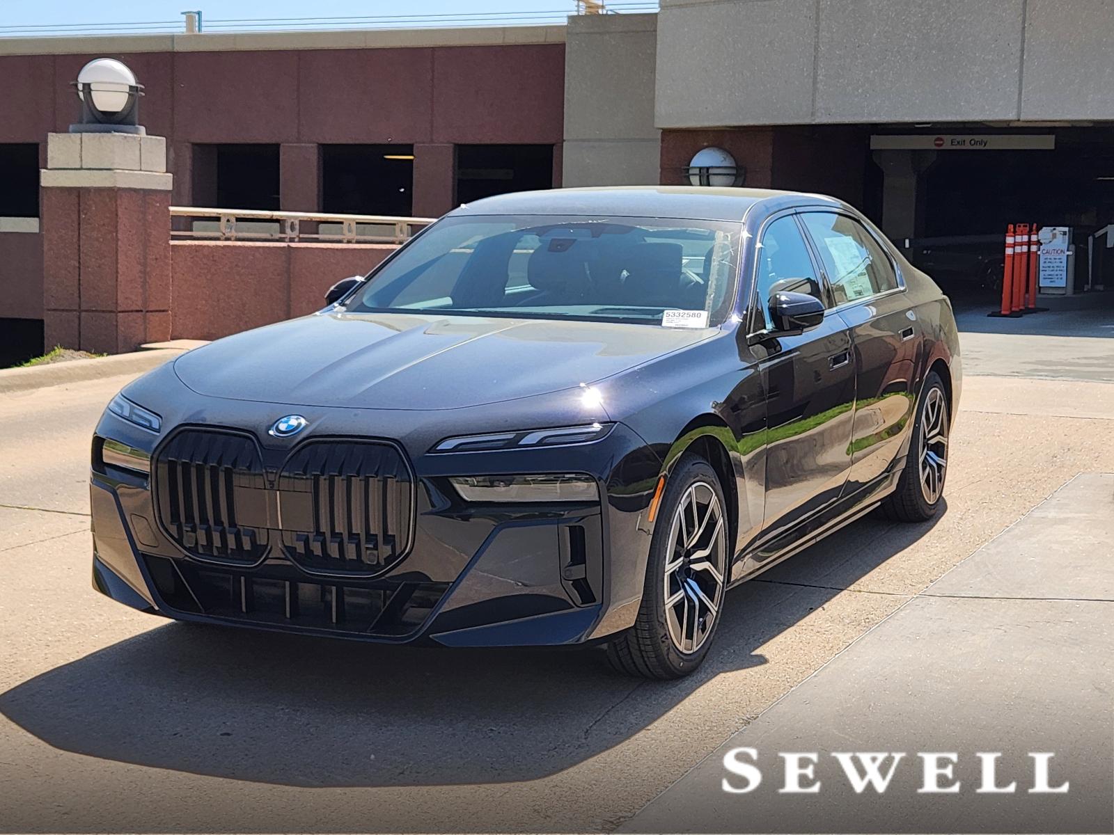 2025 BMW i7 Vehicle Photo in PLANO, TX 75024