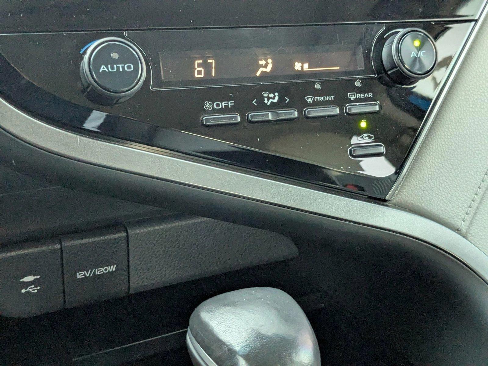 2019 Toyota Camry Vehicle Photo in St. Petersburg, FL 33713
