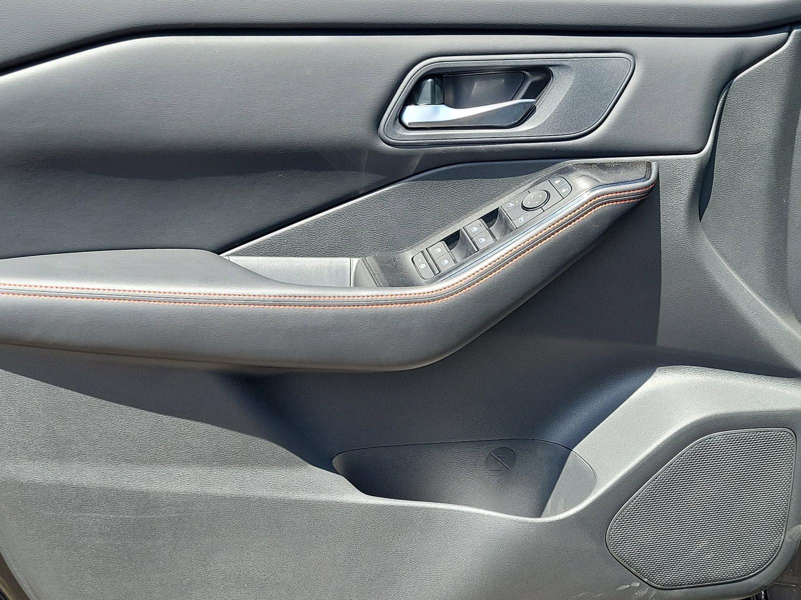 2025 Nissan Rogue Vehicle Photo in Albuquerque, NM 87110