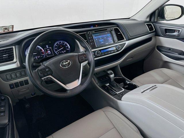 2016 Toyota Highlander Vehicle Photo in Flemington, NJ 08822