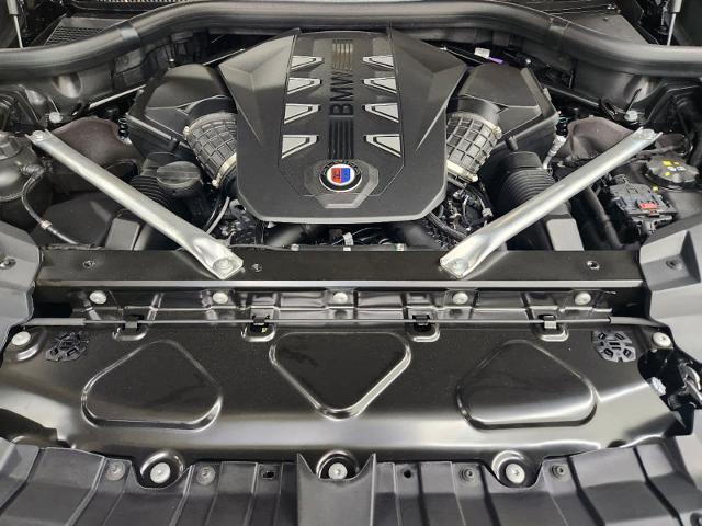 2025 BMW X7 ALPINA XB7 Vehicle Photo in GRAPEVINE, TX 76051