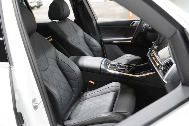2025 BMW X5 xDrive40i Vehicle Photo in GRAPEVINE, TX 76051