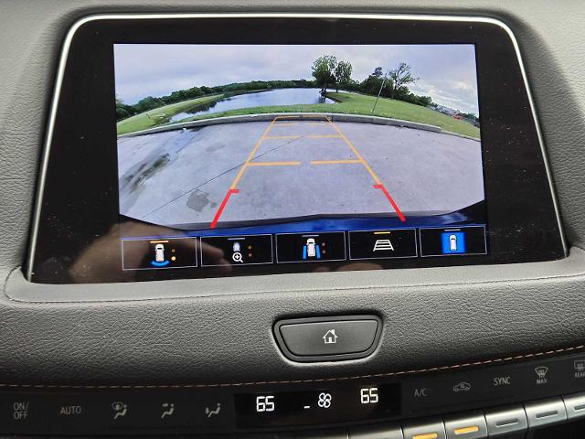 2022 Cadillac XT4 Vehicle Photo in DENTON, TX 76210-9321