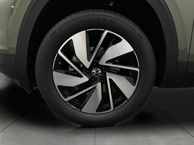 2025 Volkswagen Atlas Vehicle Photo in Appleton, WI 54913