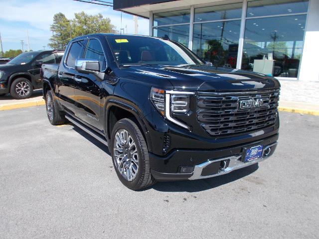 2025 GMC Sierra 1500 Vehicle Photo in LOWELL, MA 01852-4336