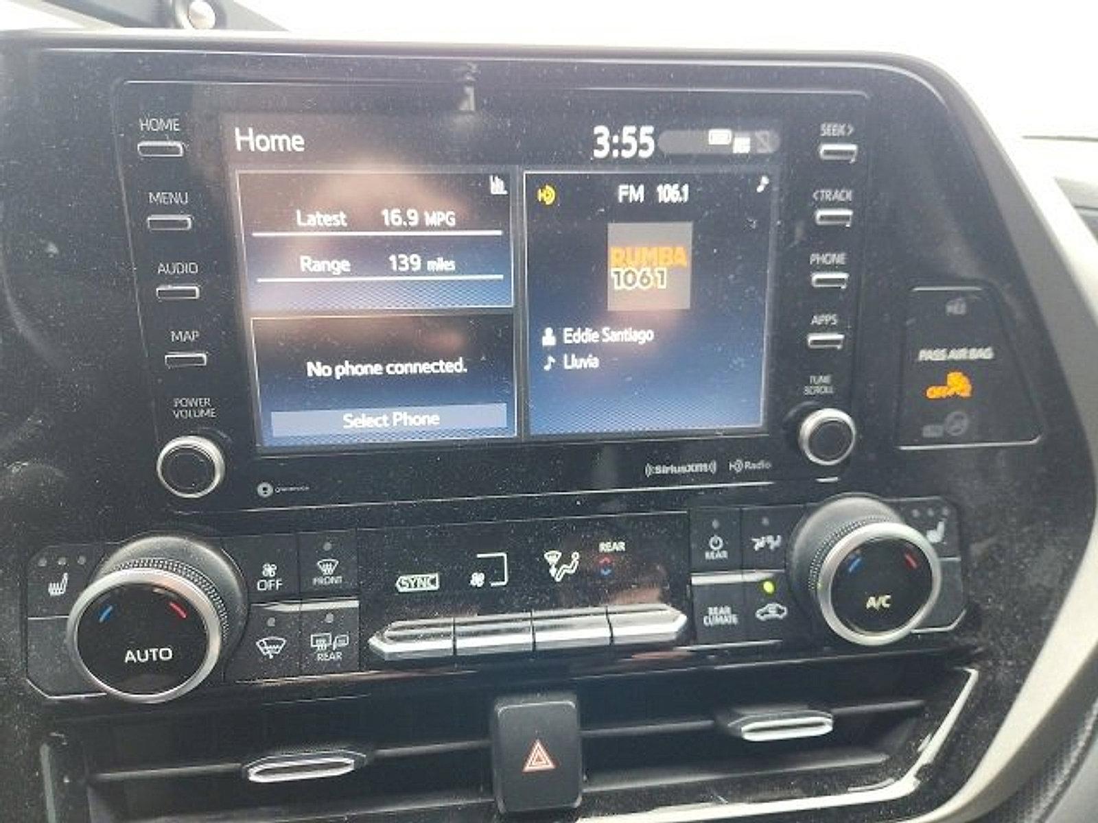 2021 Toyota Highlander Vehicle Photo in Trevose, PA 19053