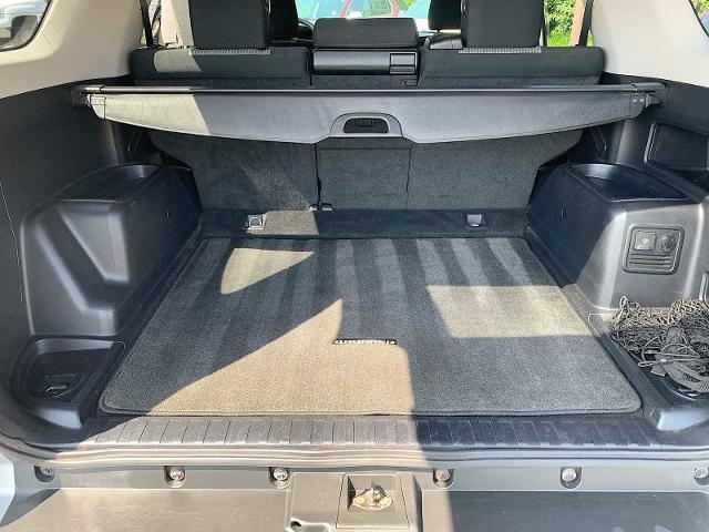 2015 Toyota 4Runner Vehicle Photo in MOON TOWNSHIP, PA 15108-2571