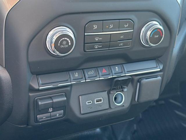 2025 GMC Sierra 2500 HD Vehicle Photo in COLUMBIA, MO 65203-3903