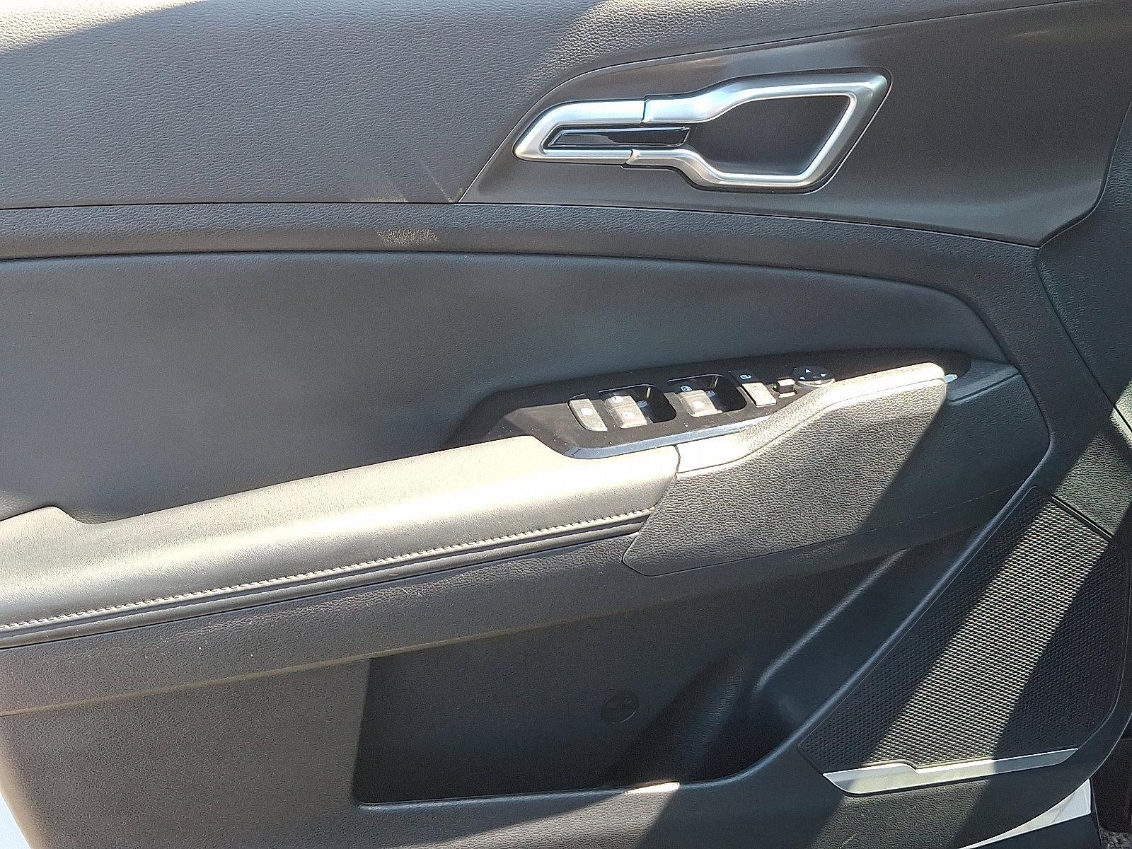 2024 Kia Sportage Hybrid Vehicle Photo in Trevose, PA 19053