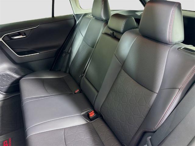 2020 Toyota RAV4 Vehicle Photo in PUYALLUP, WA 98371-4149