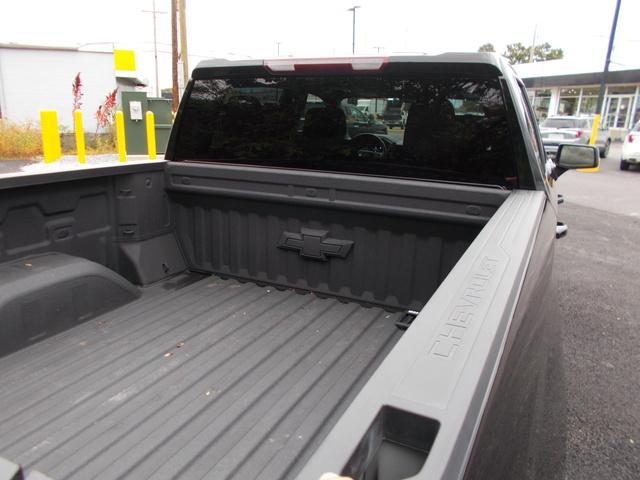 2022 Chevrolet Silverado 1500 Vehicle Photo in LOWELL, MA 01852-4336