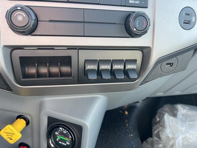 2025 Ford F-750SD Vehicle Photo in Webster, MA 01570-1415