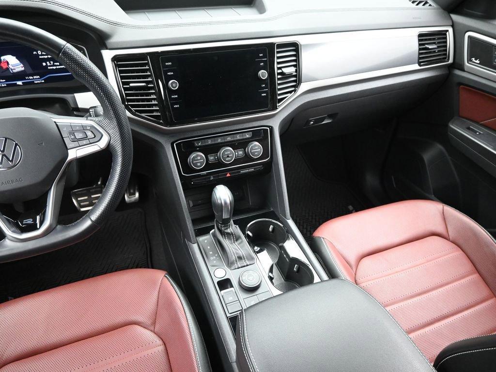 2022 Volkswagen Atlas Cross Sport Vehicle Photo in Marion, IA 52302