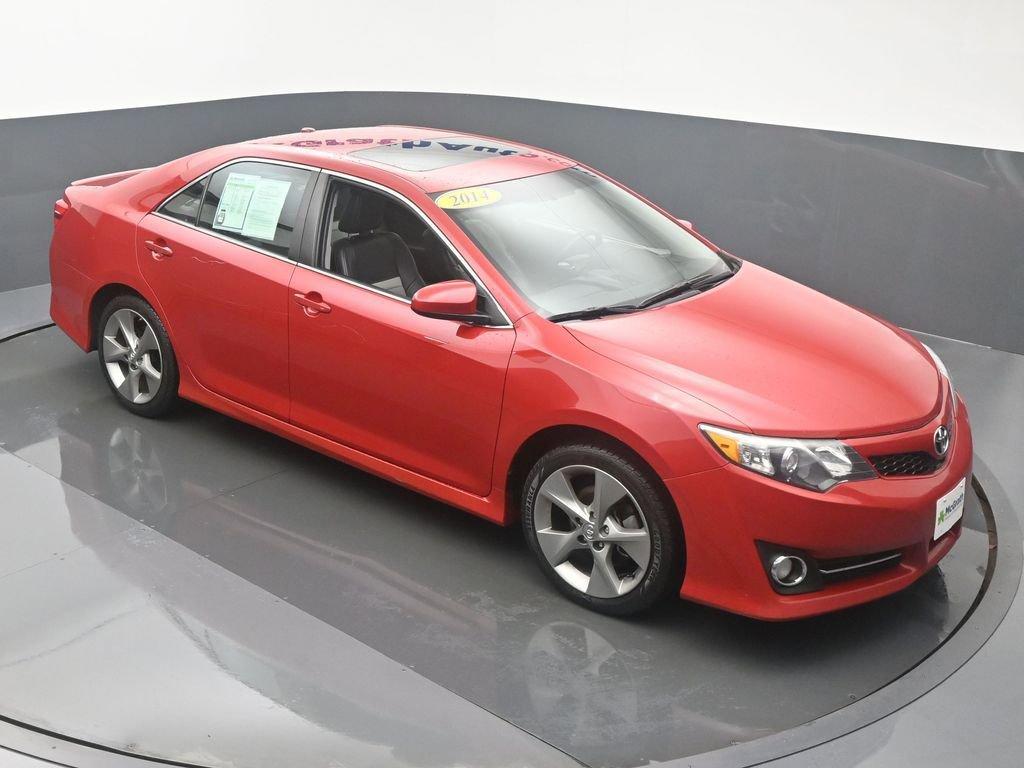 2014 Toyota Camry Vehicle Photo in Marion, IA 52302