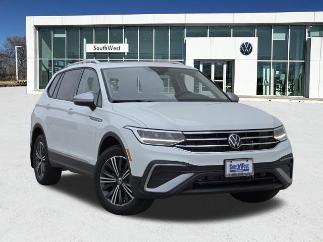 2024 Volkswagen Tiguan Vehicle Photo in WEATHERFORD, TX 76087