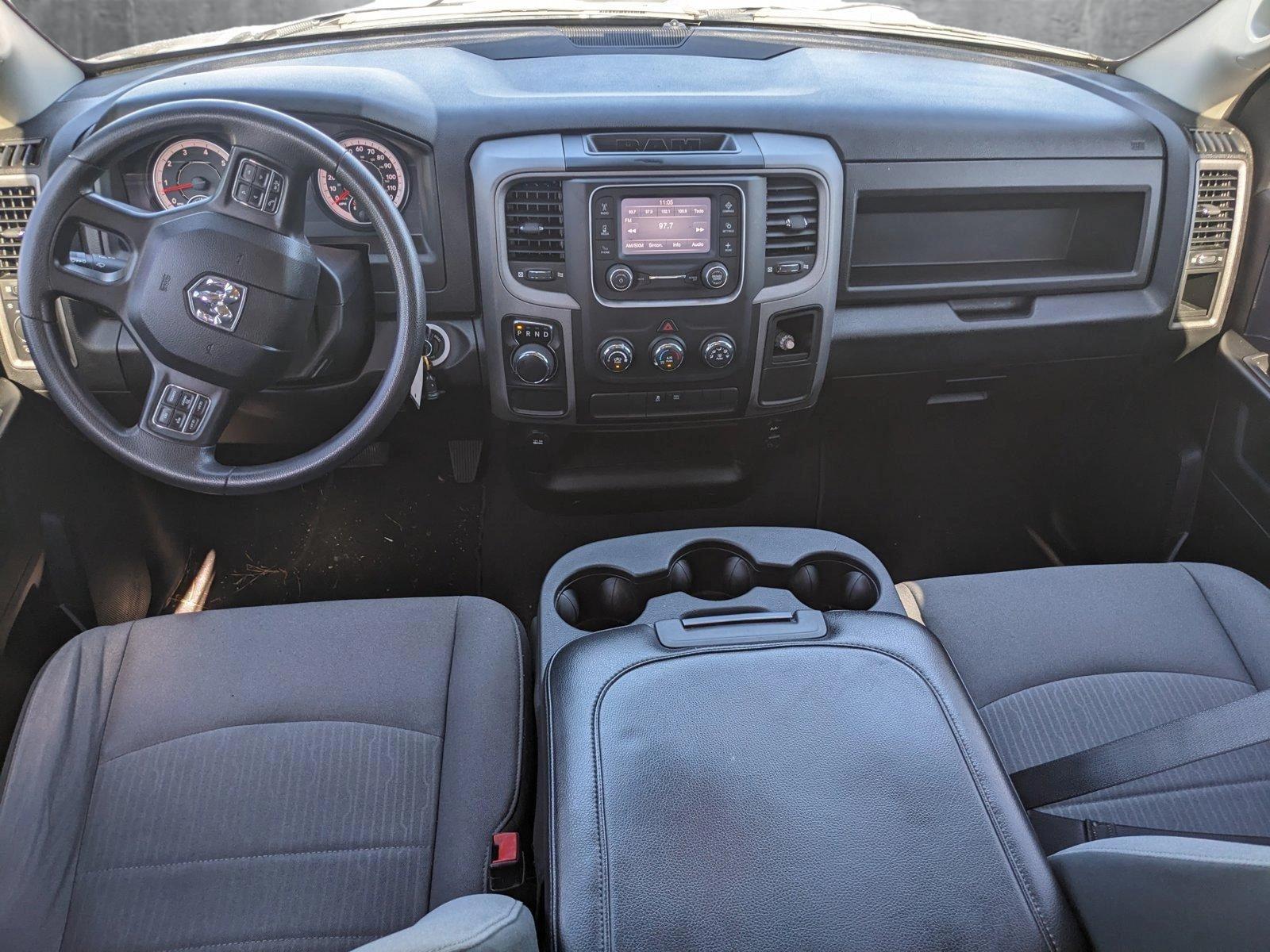 2021 Ram 1500 Classic Vehicle Photo in Corpus Christi, TX 78415