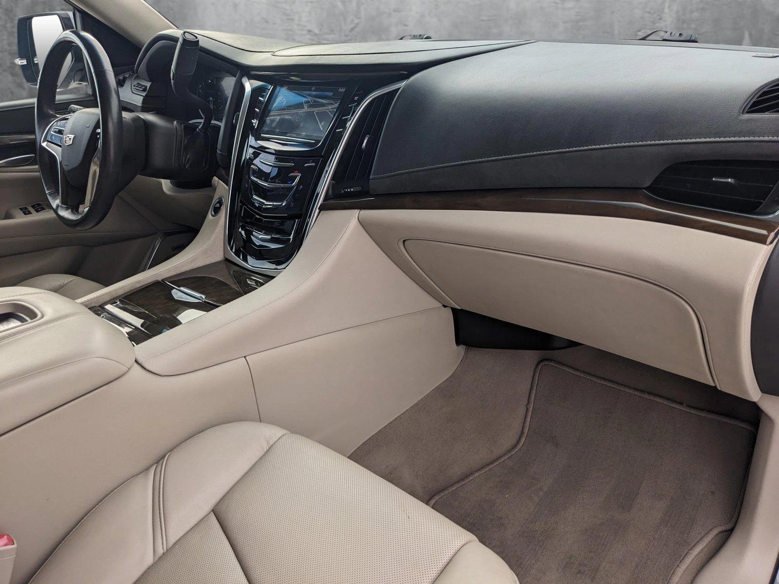 2019 Cadillac Escalade Vehicle Photo in WEST PALM BEACH, FL 33407-3296