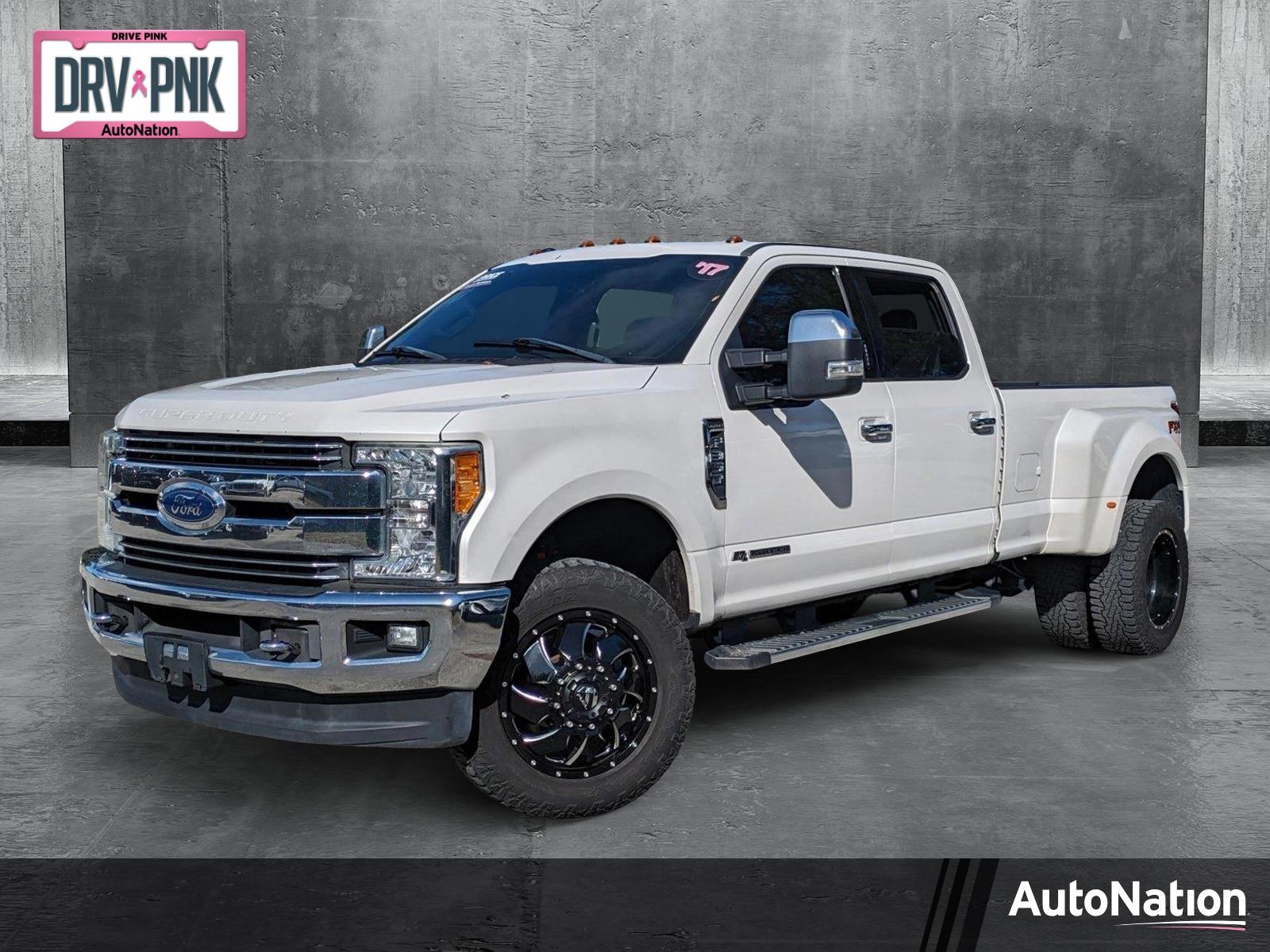 2017 Ford Super Duty F-350 DRW Vehicle Photo in Jacksonville, FL 32256