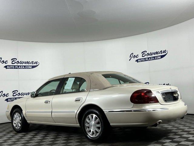 2002 Lincoln Continental Vehicle Photo in HARRISONBURG, VA 22801-8763