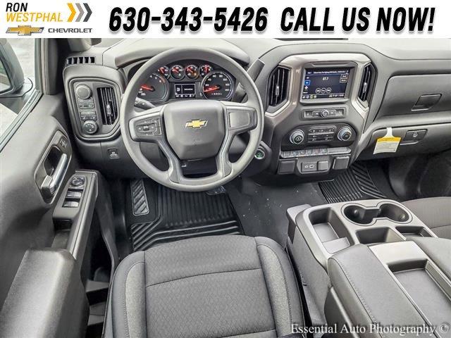 2025 Chevrolet Silverado 1500 Vehicle Photo in AURORA, IL 60503-9326