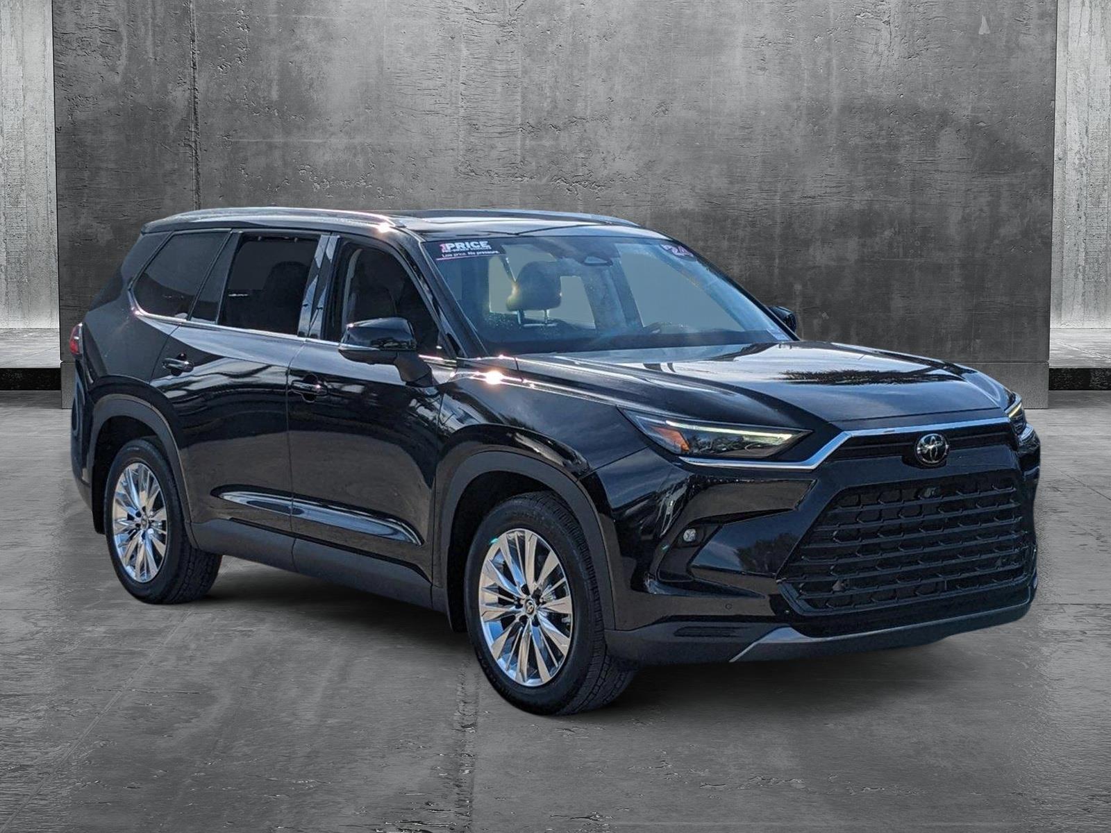 2024 Toyota Grand Highlander Vehicle Photo in Tampa, FL 33614