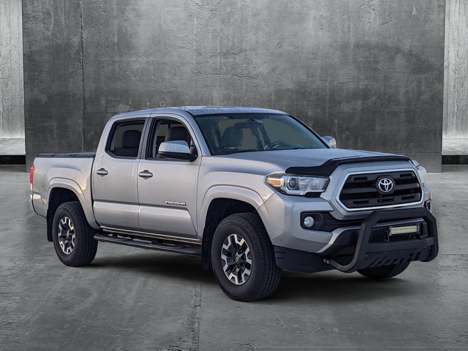 2017 Toyota Tacoma Vehicle Photo in Davie, FL 33331